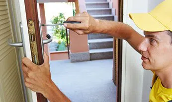 Locksmith Of Hialeah Hialeah, FL 305-307-5667 - 10a-Residential-Lockouts